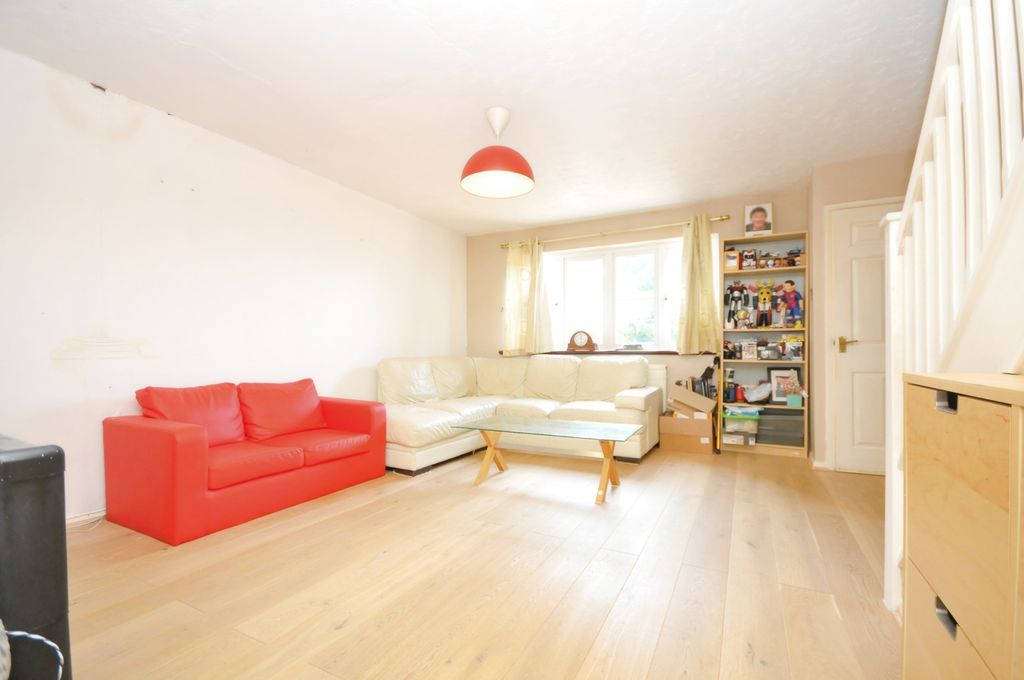 Property photo 2 of 17 Photo
