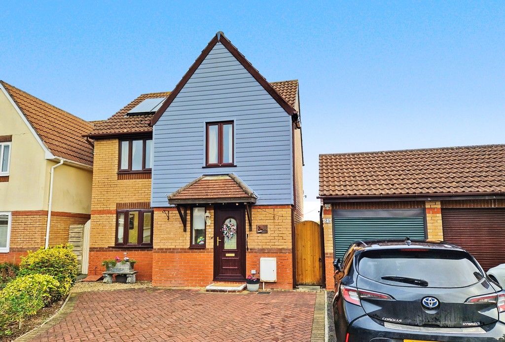 Property photo 1 of 28