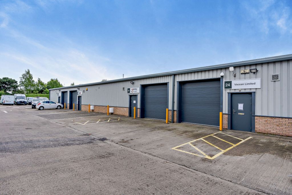 Property photo 2 of 9