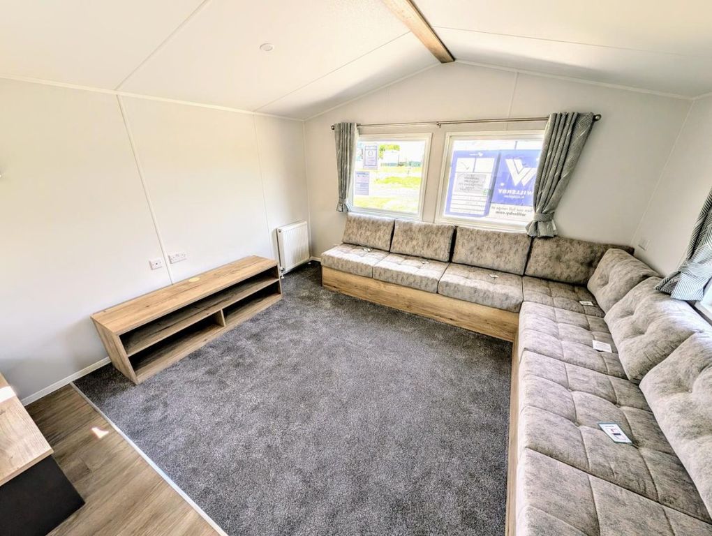 Property photo 2 of 13 Willerby Ellerton Extra In Port Haverigg Living