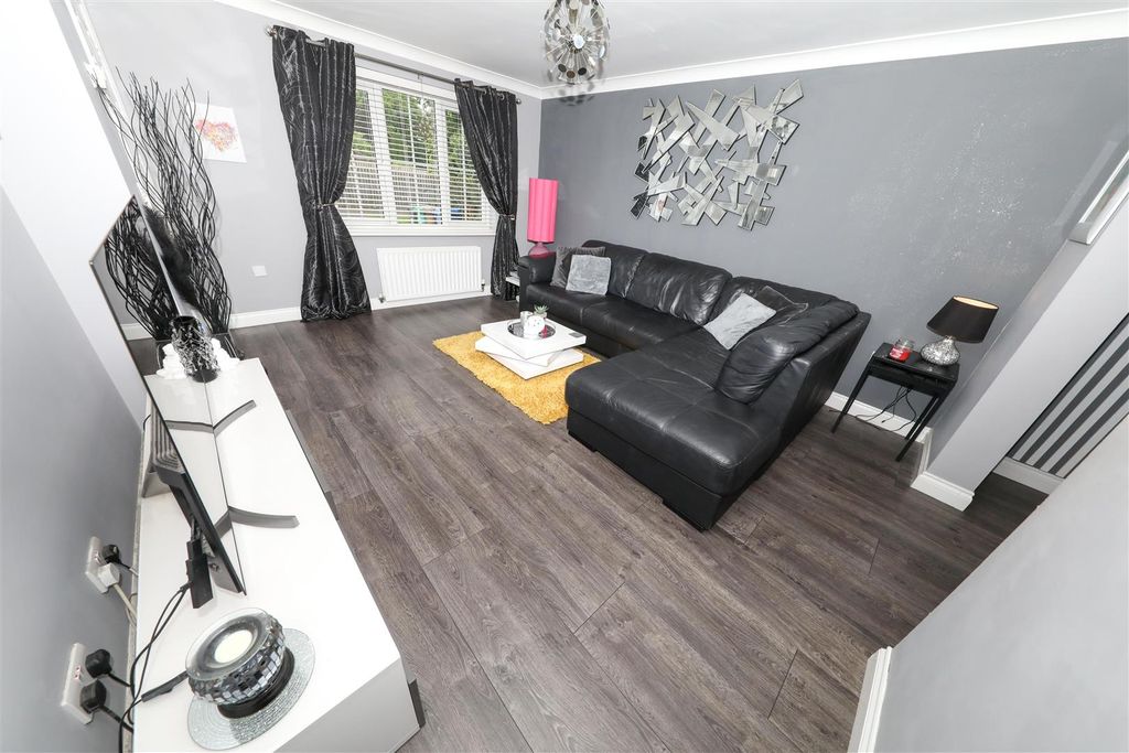 Property photo 2 of 21 G