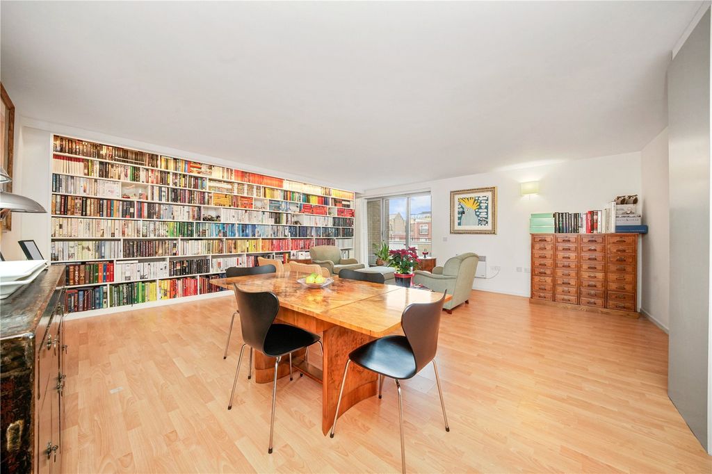 Property photo 1 of 25 Picture No. 35