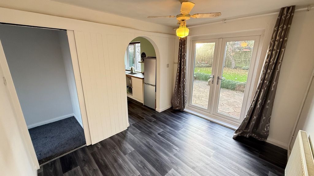 Property photo 3 of 13 Image