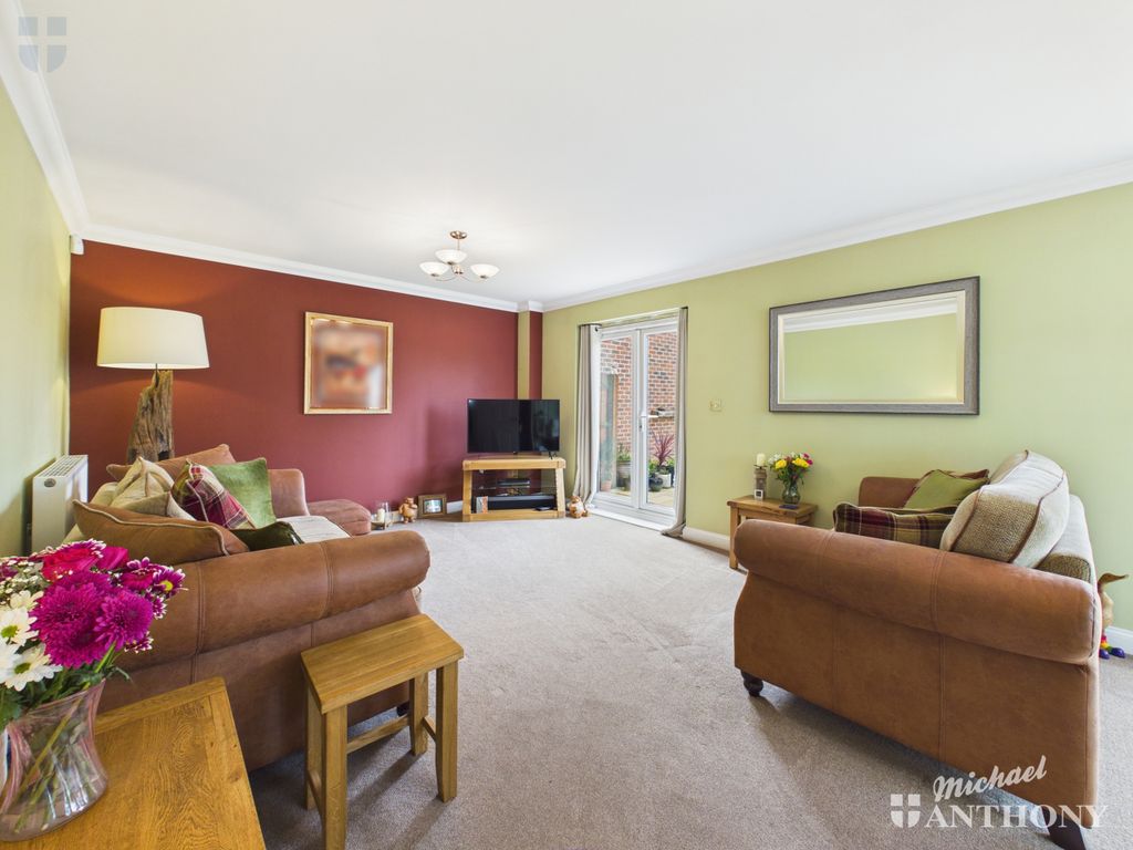 Property photo 2 of 21 Cam03852G0-Pr0598-Still010