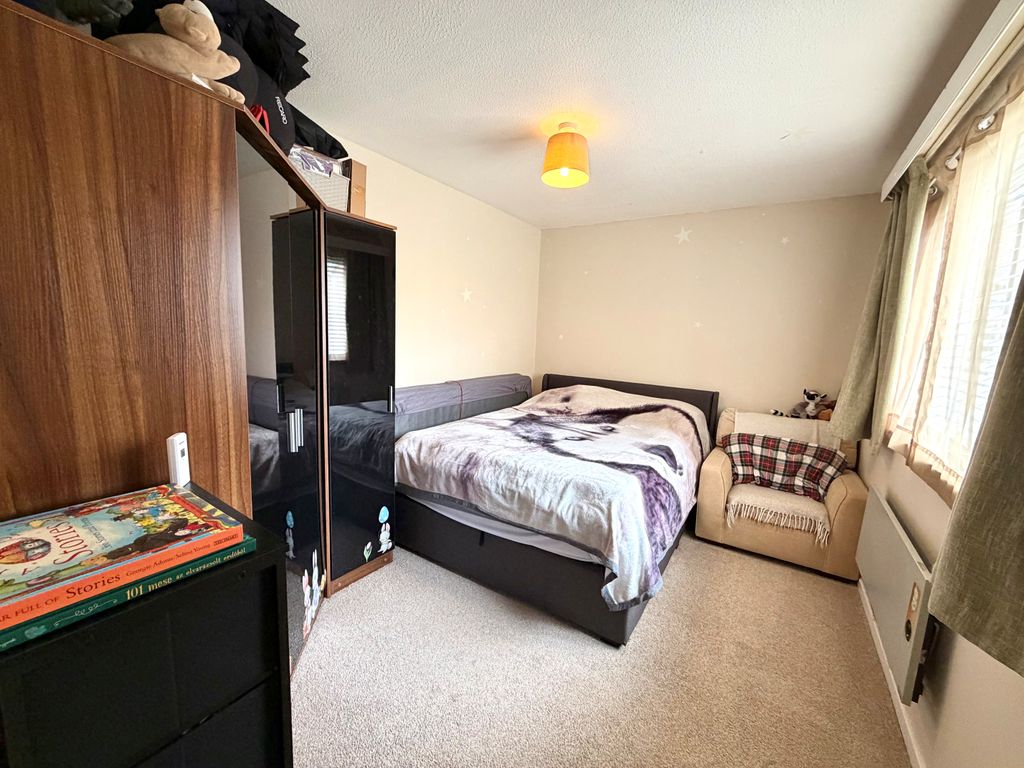 Property photo 3 of 7 Image