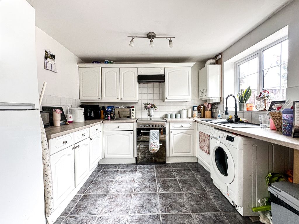 Property photo 3 of 11 5017254