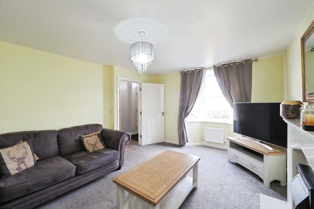 Property photo 3 of 19 Img_2576