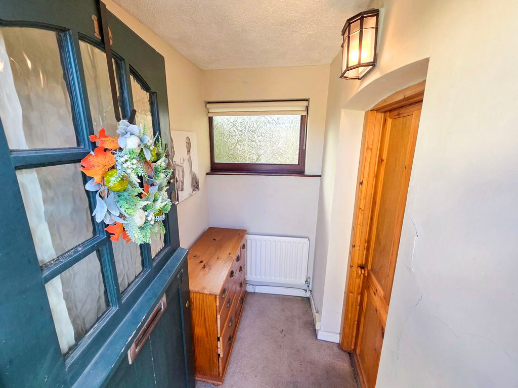 Property photo 2 of 34 Photo 11
