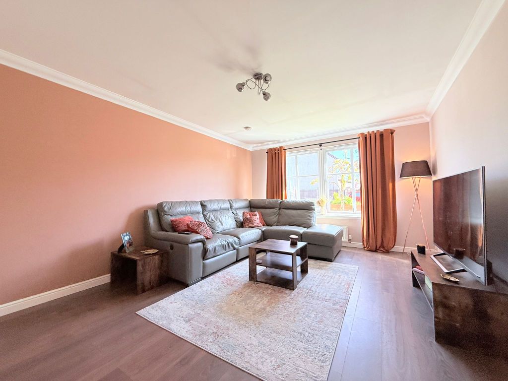 Property photo 3 of 34