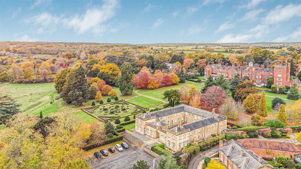 Property photo 3 of 37 139_23454.Jpg