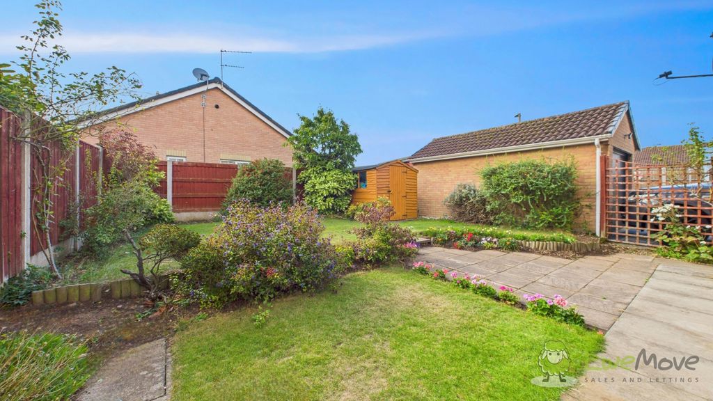 Property photo 2 of 17 Cam02351G0-Pr0080-Still028