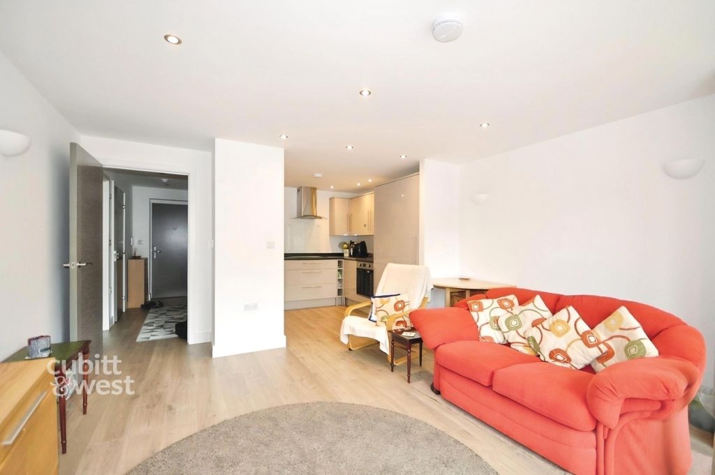 Property photo 2 of 9 Living Room