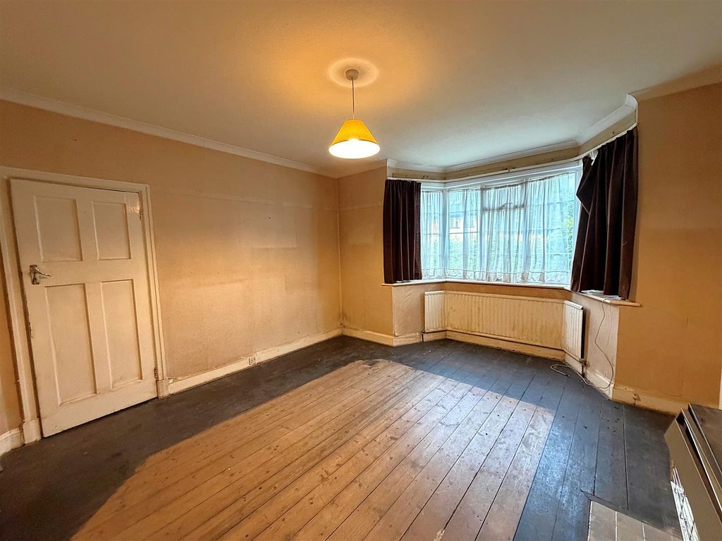Property photo 3 of 12 1.Jpg