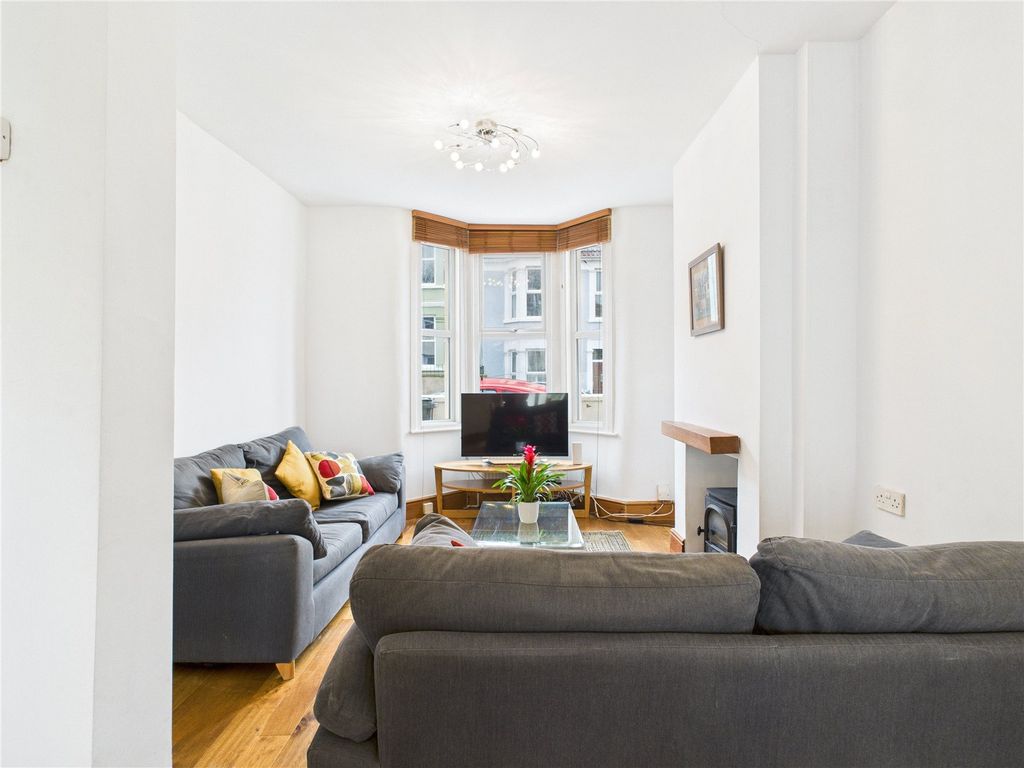 Property photo 1 of 24 Picture No. 34