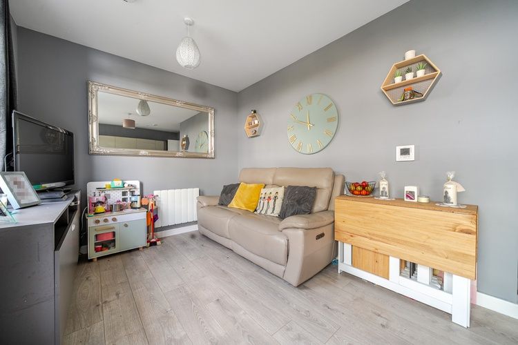 Property photo 2 of 16