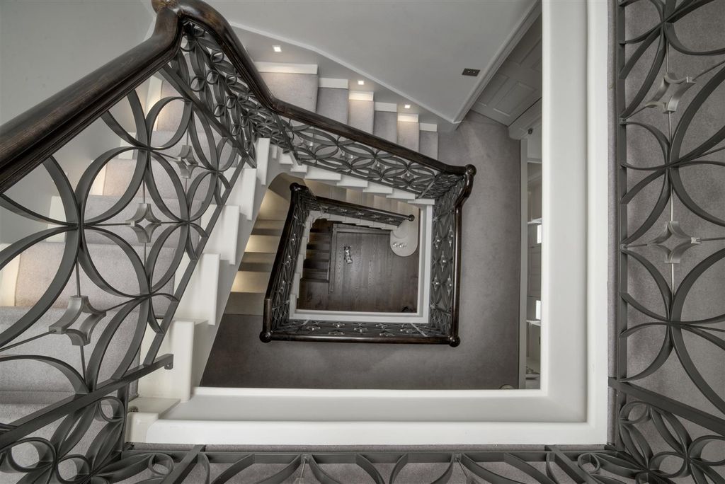 Additional image 11 of 5 bed property for saleSummerhill Road, Oxford OX2