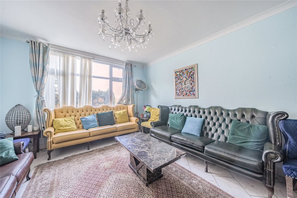 Property photo 2 of 19 Picture No. 05