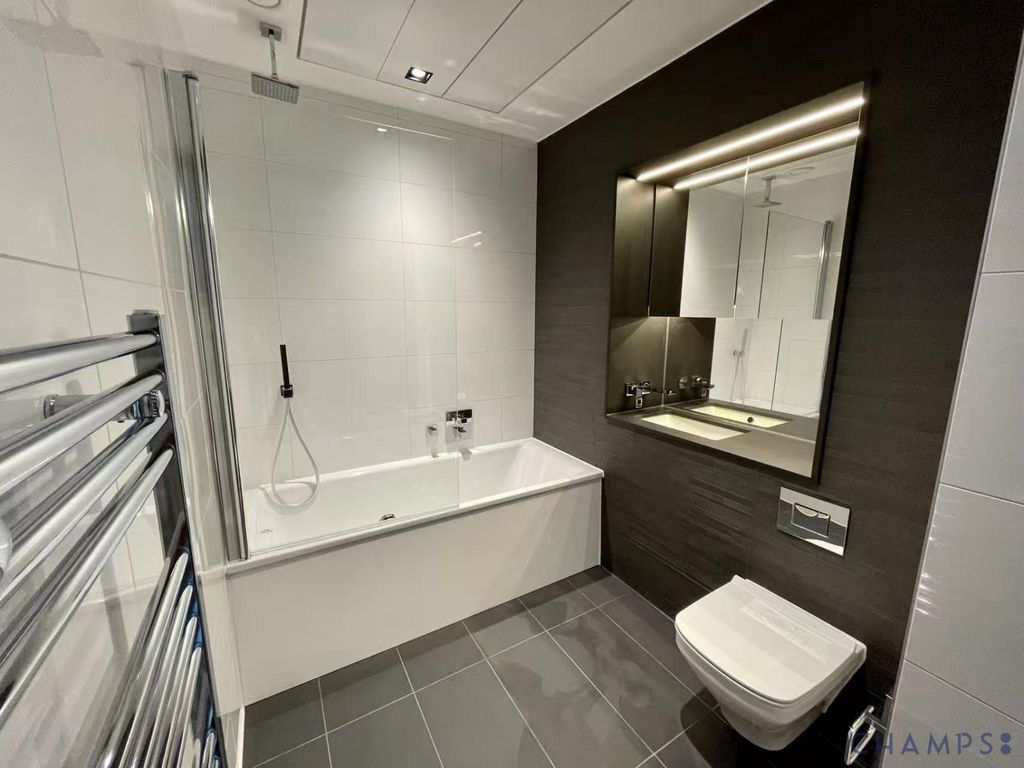 Property photo 3 of 11 Gallery