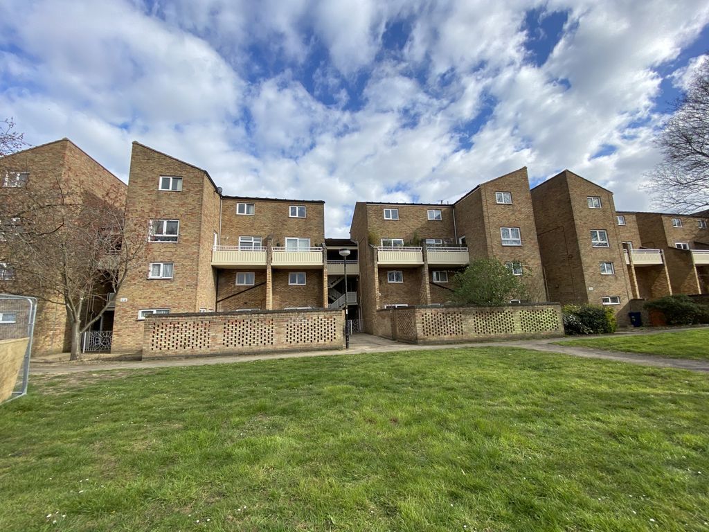 Property photo 2 of 11 Front Block