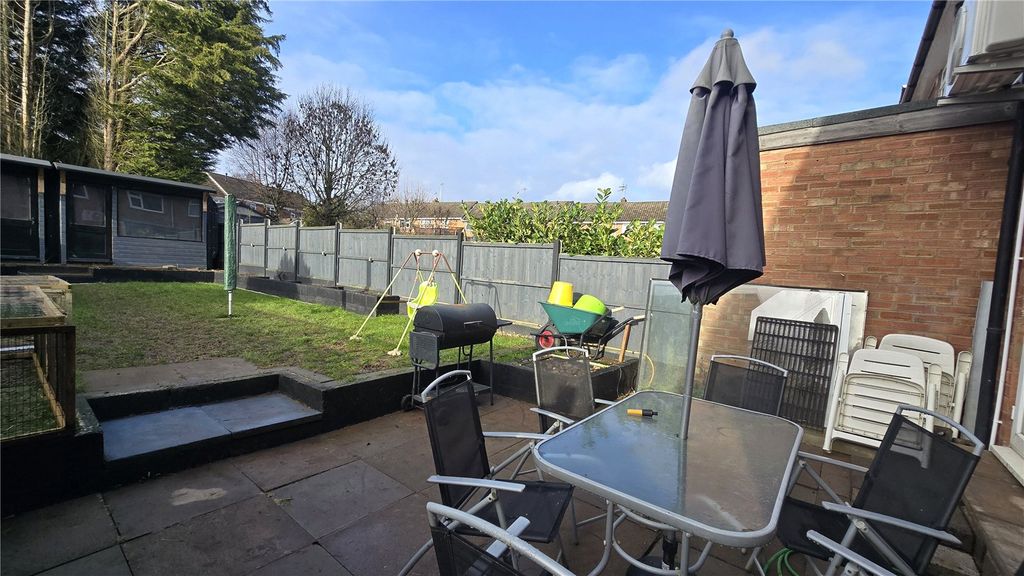 Property photo 3 of 10 Picture No. 12