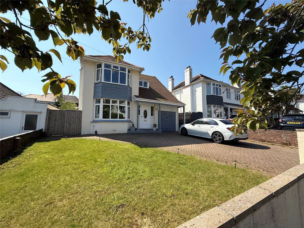 Property photo 3 of 16 Picture No. 01