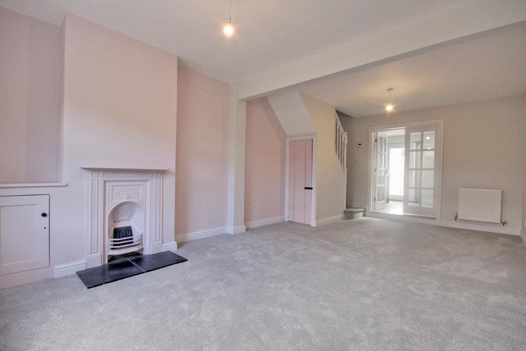 Property photo 2 of 11 Img_9209-Img_9211_Lzn.Jpg