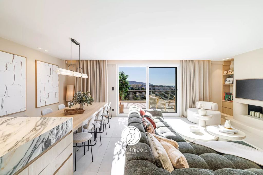 Property photo 2 of 28