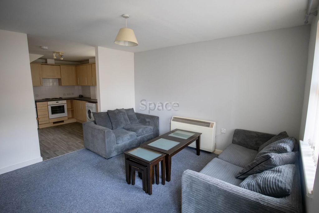 Property photo 1 of 6