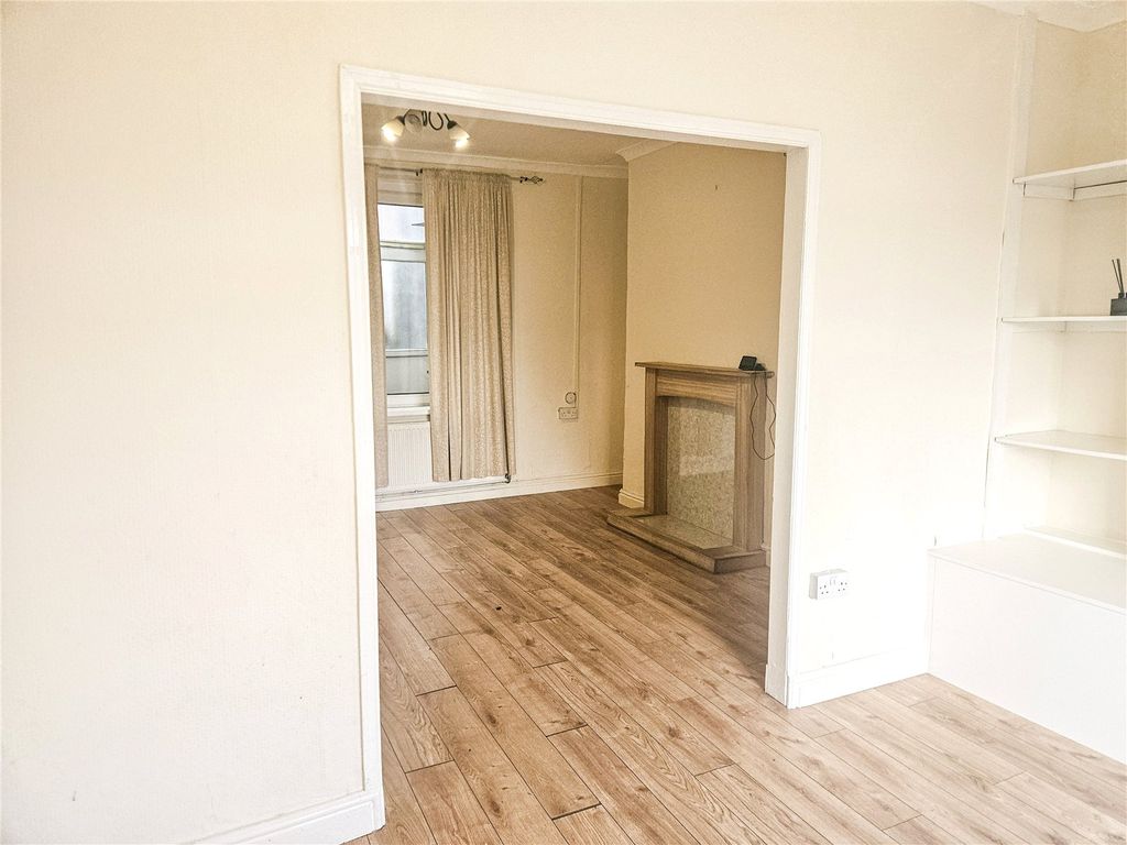 Property photo 3 of 10 Picture No. 06