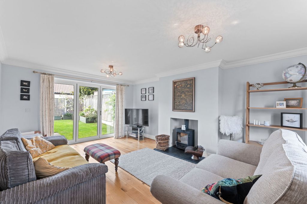Property photo 1 of 34
