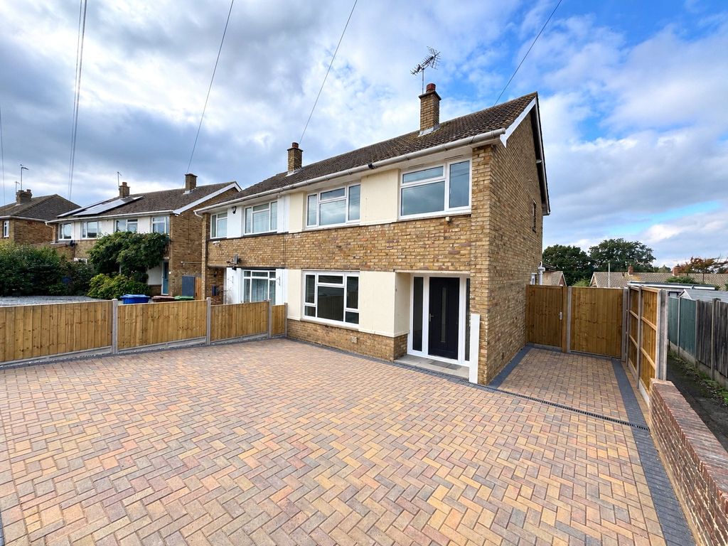 Property photo 1 of 21 Picture No. 02