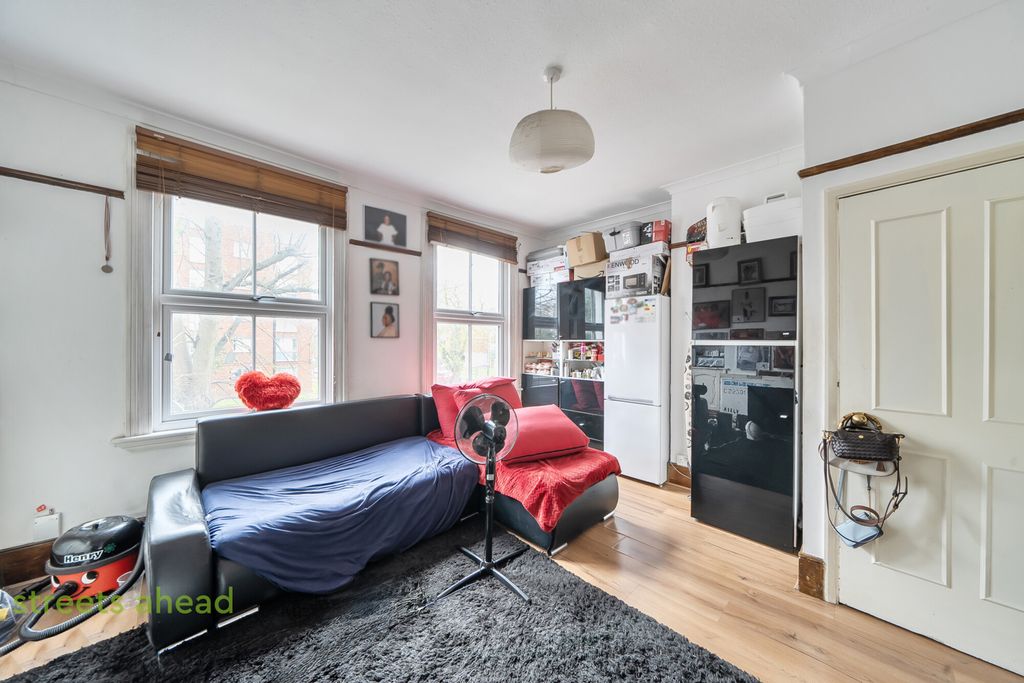 Property photo 3 of 8 c54A1159-13A0-4A3...