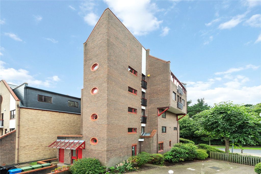 Property photo 2 of 10 Picture No. 26