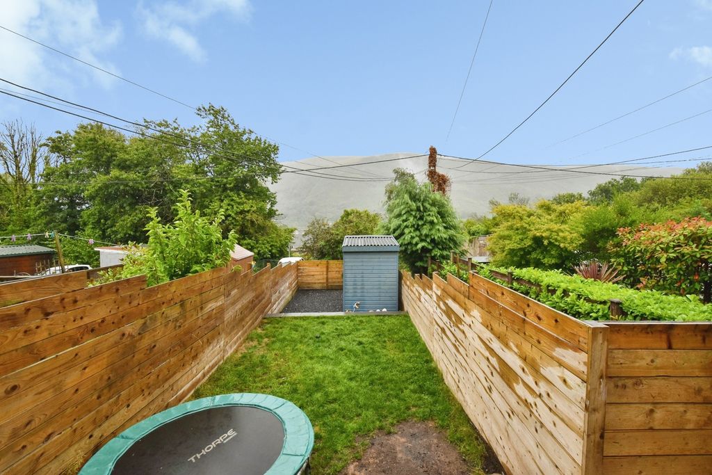 Property photo 2 of 17 Pbox-Img.Jpg