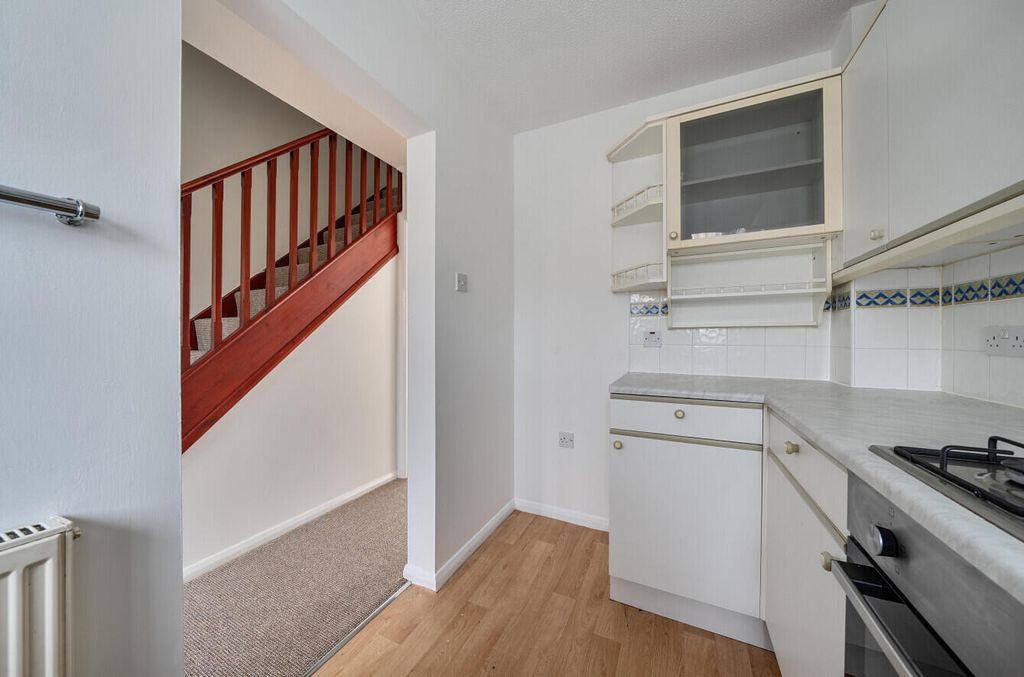 Property photo 3 of 15 Kitchen