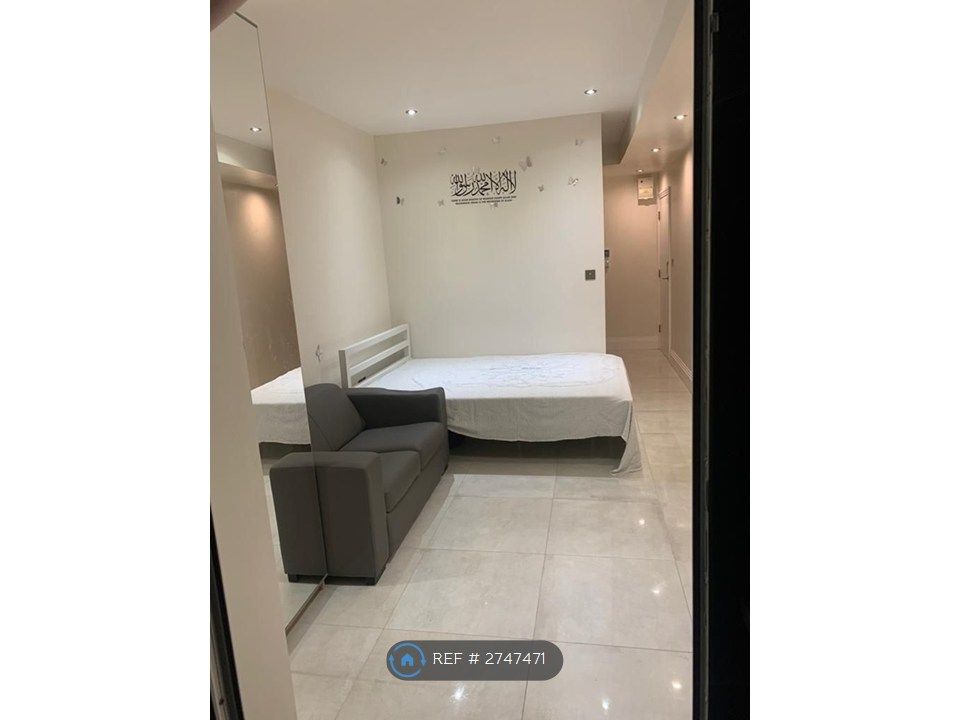 Property photo 1 of 4