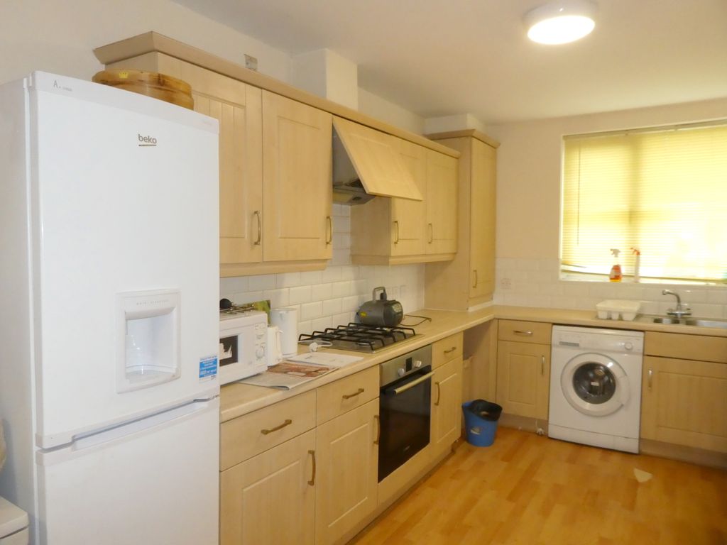 Property photo 2 of 7