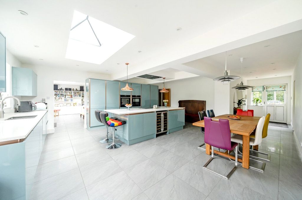 Property photo 3 of 24 Picture No. 03