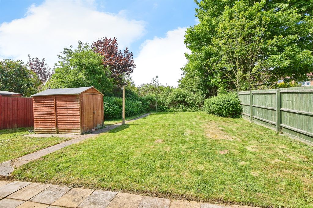 Property photo 3 of 17