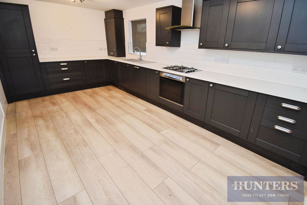 Property photo 2 of 13 Pbox-Img.Jpg