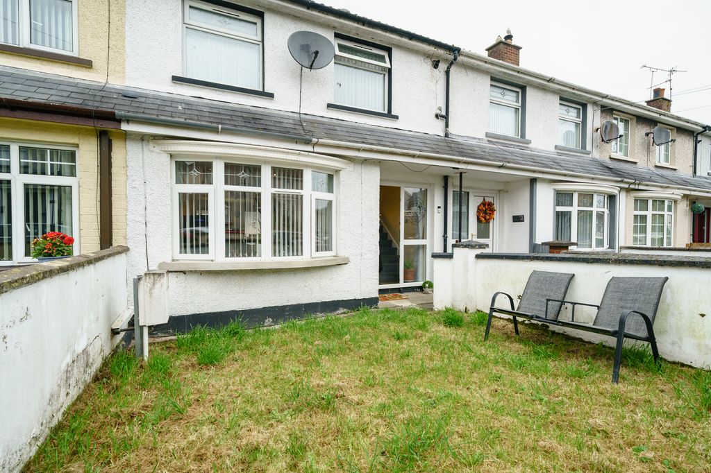 Property photo 1 of 31