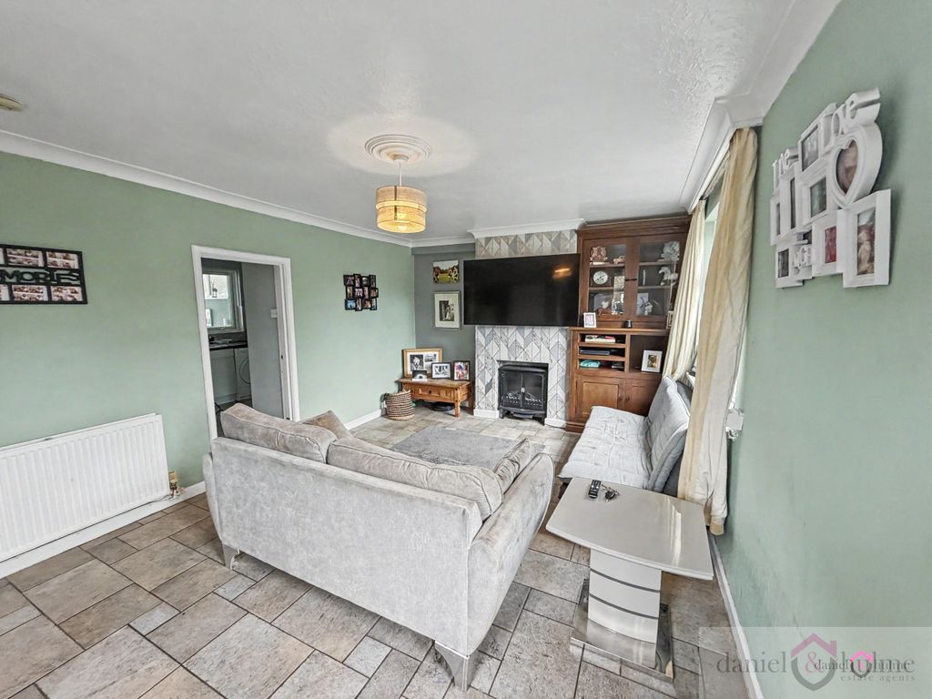 Property photo 3 of 24 Img_1379