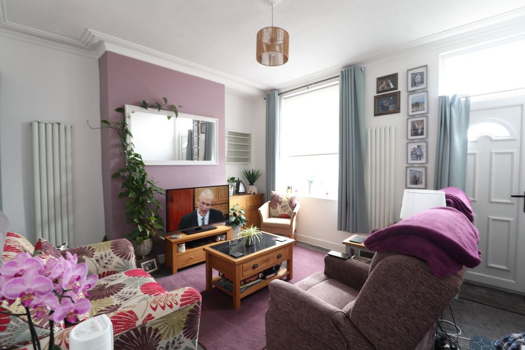 Property photo 2 of 11 Picture No. 09