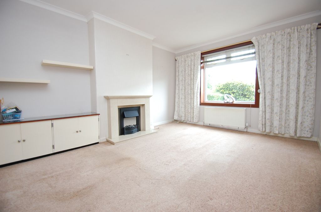 Property photo 2 of 13 5235202