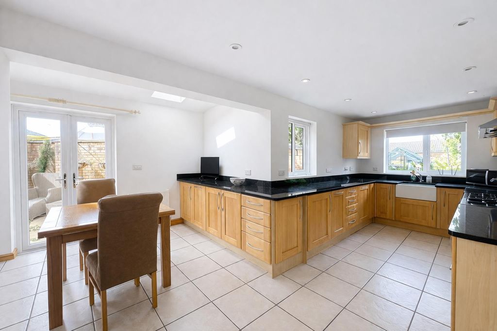 Property photo 2 of 20 Kitchen 1.1.Png