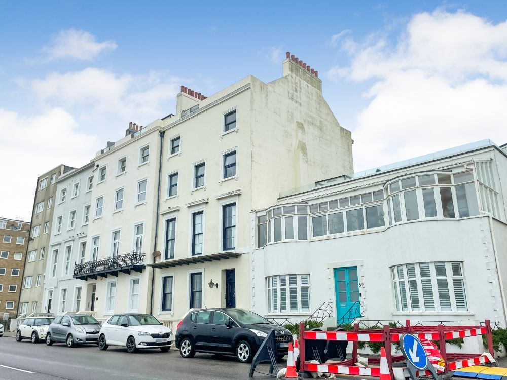 Property photo 3 of 12