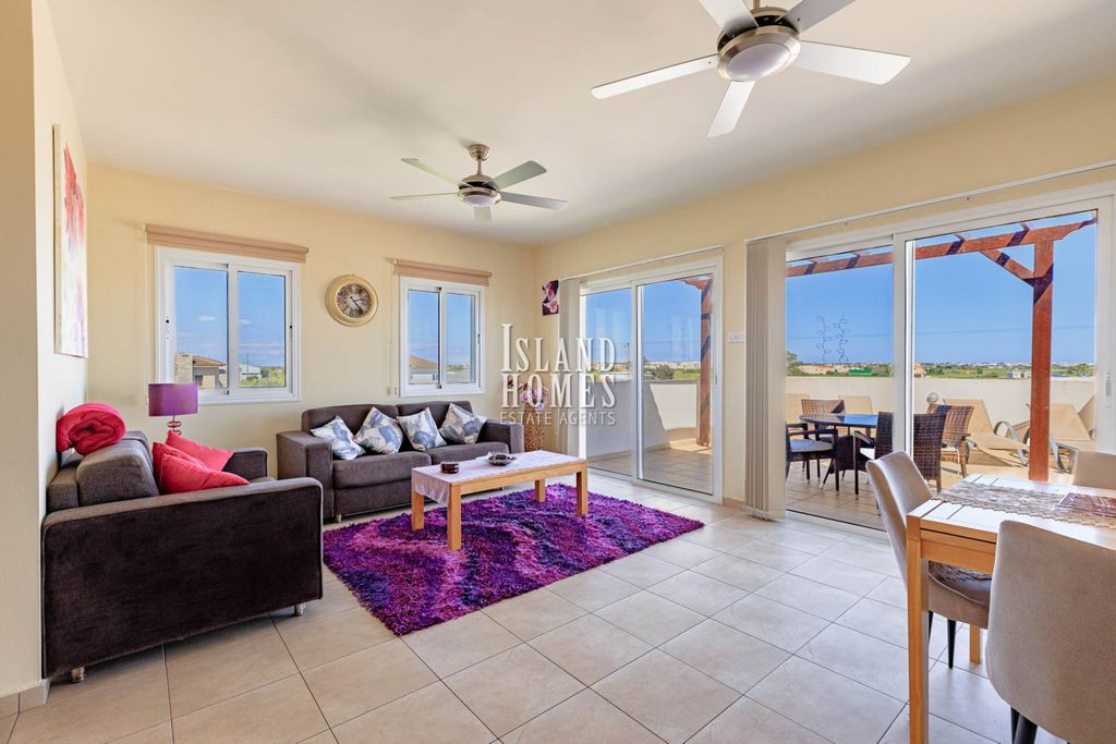 Property photo 1 of 26