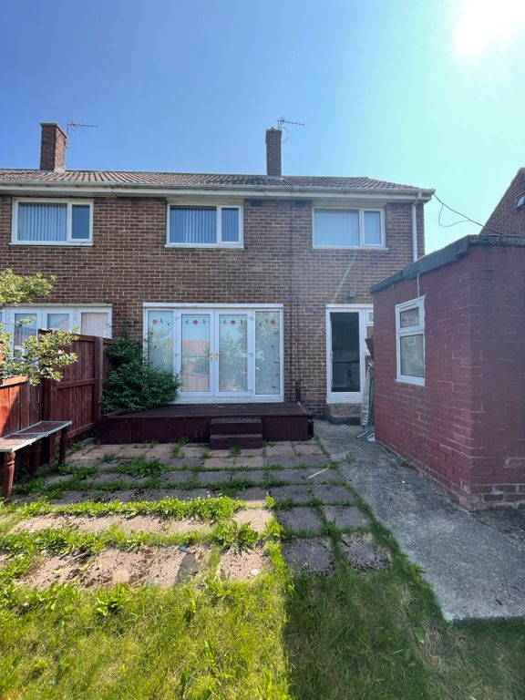 Property photo 1 of 3