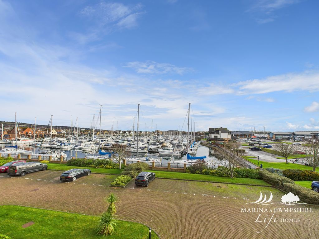 Property photo 1 of 27 Cam03915G0-Pr0022-Still024