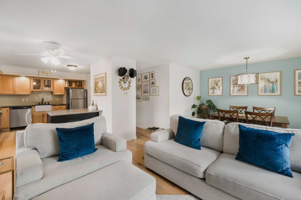 Property photo 2 of 20 <Alttext/>